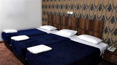 اتاق سه تخته هتل امیرکبیر شیراز
